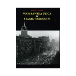 Warszawska ulica w stanie wojennym